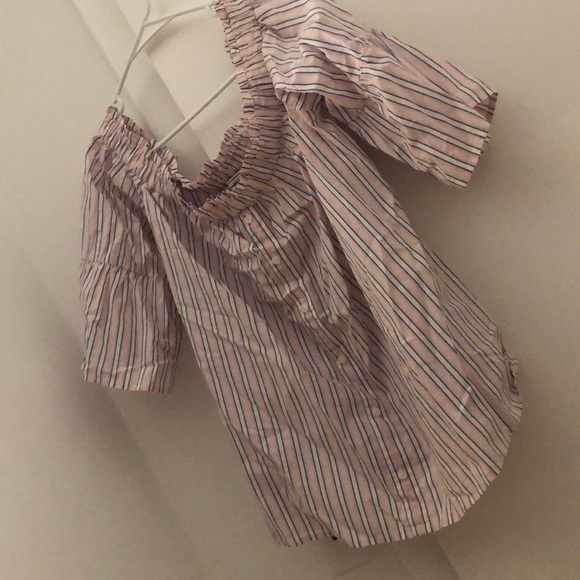 Abercrombie & Fitch Off the Shoulder Button Down - Picture 5 of 7